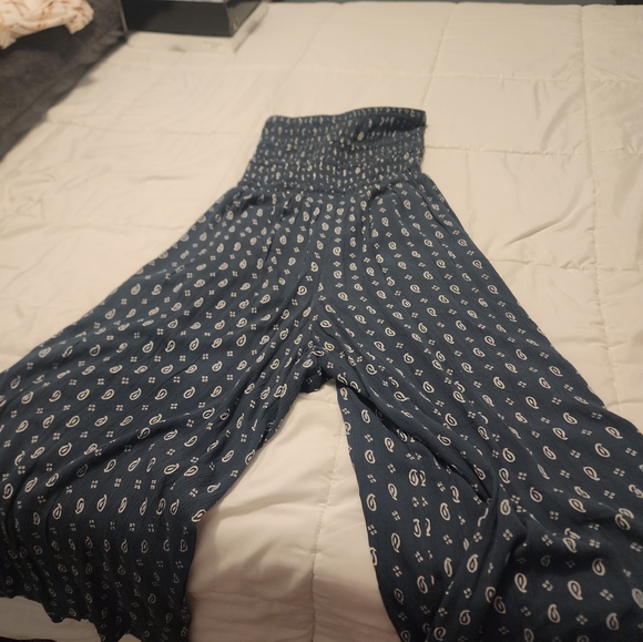 Jumpsuit - Picture 3 of 3